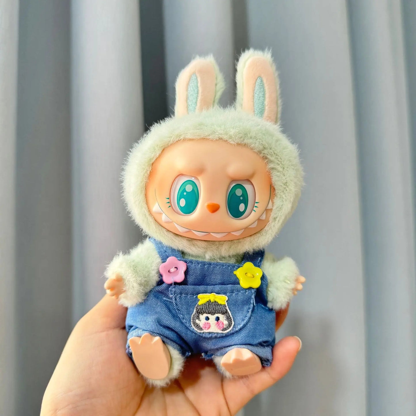 Cute Mini Plush Doll'S Clothes NO Doll Outfit Bib Pants Accessories Labubu II Idol Dolls Jumpsuit Xmas Sitting Party Clothing