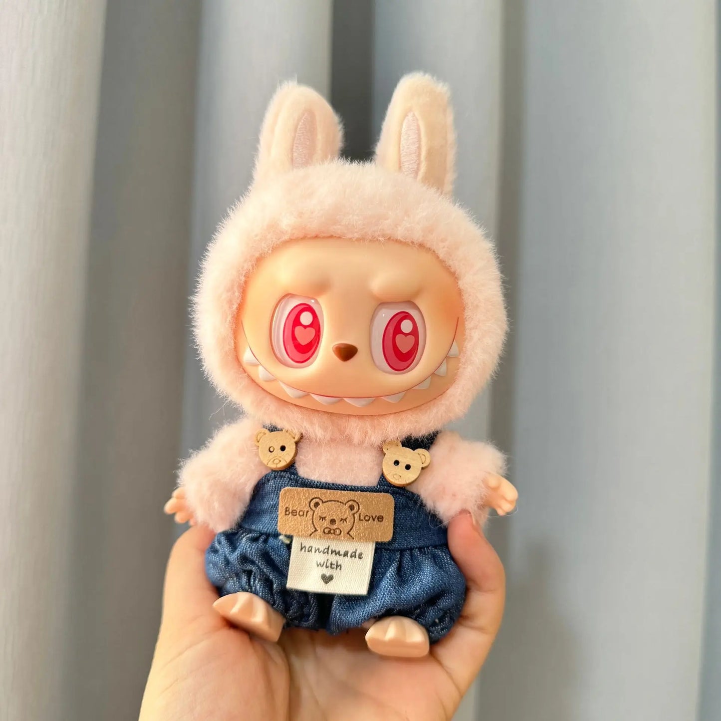 Cute Mini Plush Doll'S Clothes NO Doll Outfit Bib Pants Accessories Labubu II Idol Dolls Jumpsuit Xmas Sitting Party Clothing