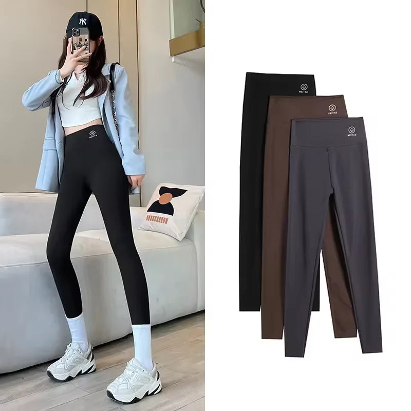 2025 Summer New Women's Solid Color Nine Points Raised Belly Buttock Shark Yoga Pants Show Tall And Thin All Matching Leggings